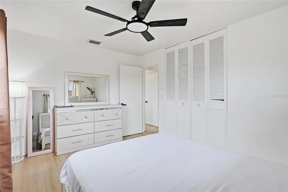 835 MARLOWE AVENUE Orlando, FL 32809