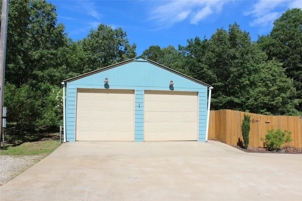 423118 E 1944 LANE Antlers, OK 74523