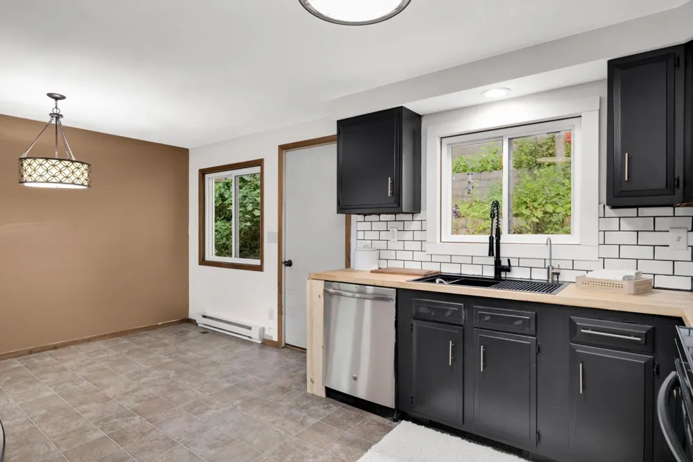 3453 Forrest Lane Red Wing, MN 55066