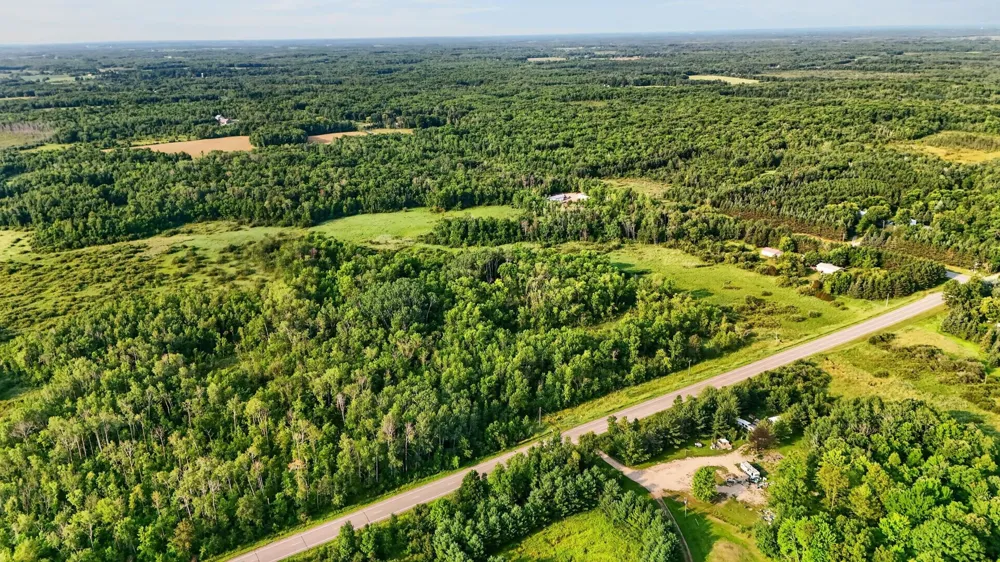 000 Beroun Crossing Rd Brook Park, MN 55007