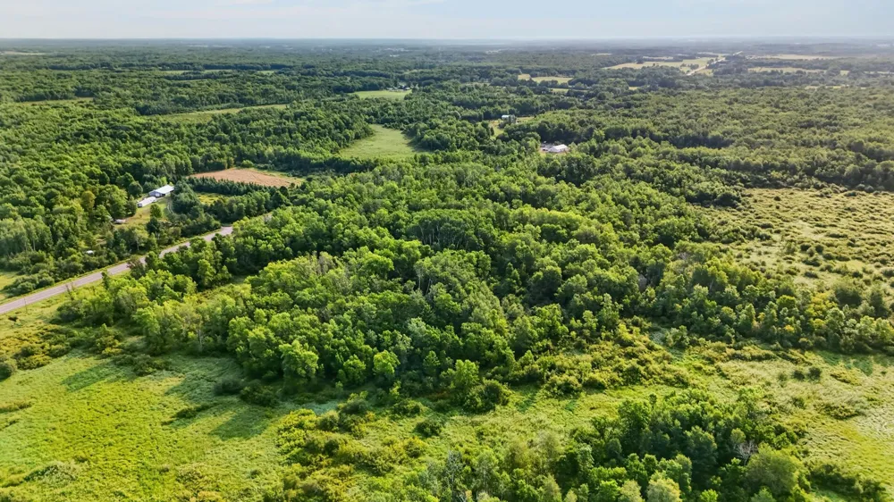 000 Beroun Crossing Rd Brook Park, MN 55007