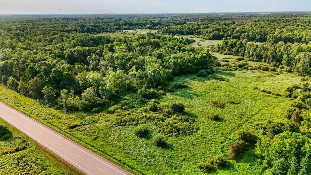 000 Beroun Crossing Rd Brook Park, MN 55007