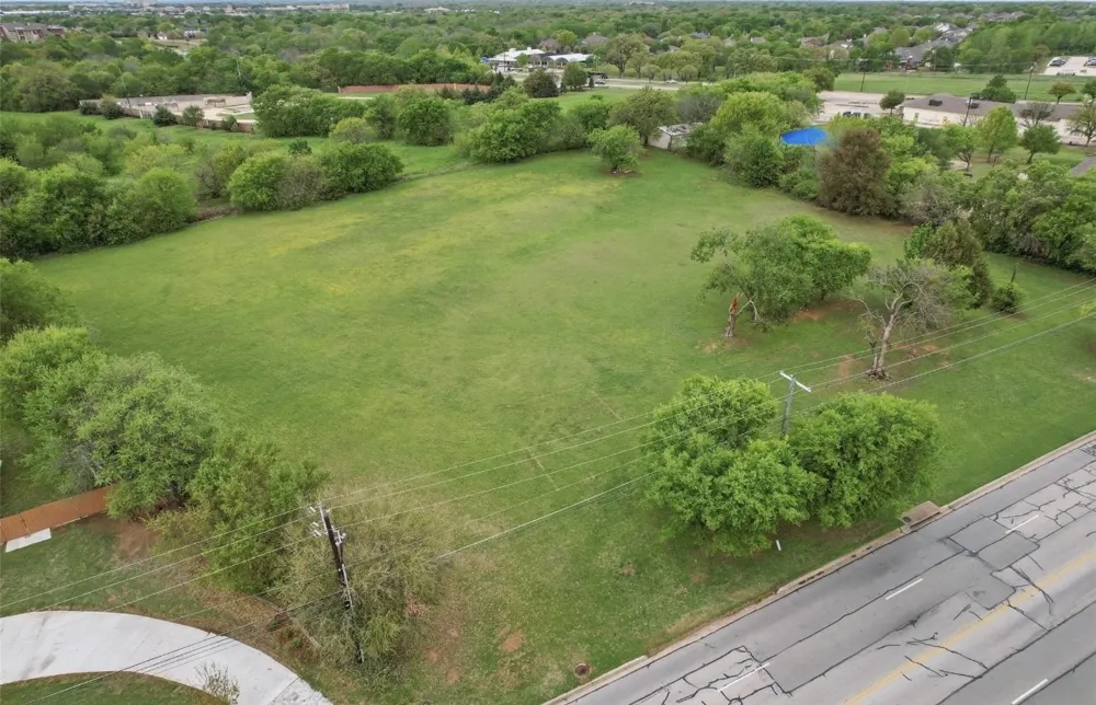 1721 Walnut Creek Drive Mansfield, TX 76063