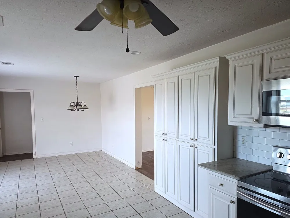 10456 Gentry Drive Justin, TX 76247
