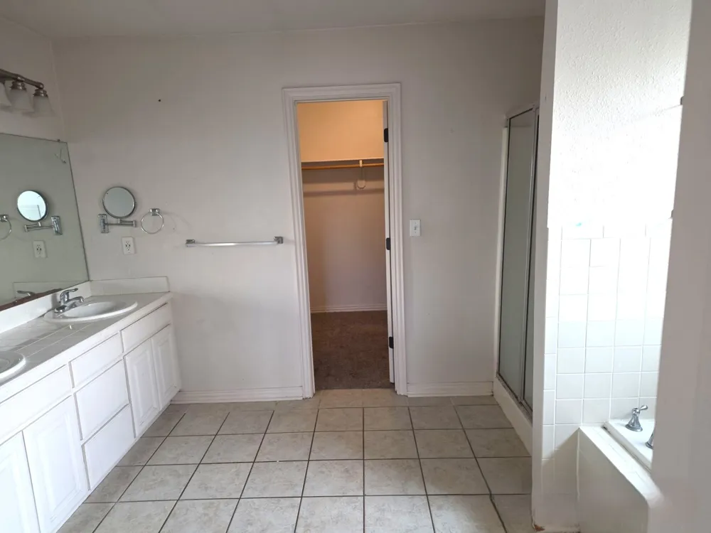 10456 Gentry Drive Justin, TX 76247