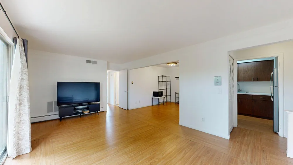 1225 Island Drive #103 Ann Arbor, MI 48105
