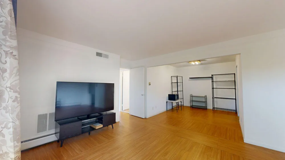 1225 Island Drive #103 Ann Arbor, MI 48105