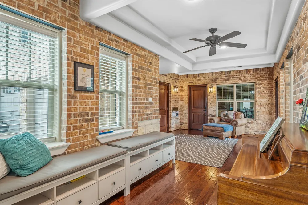 404 Corrigan Trails Boulevard Lindale, TX 75771