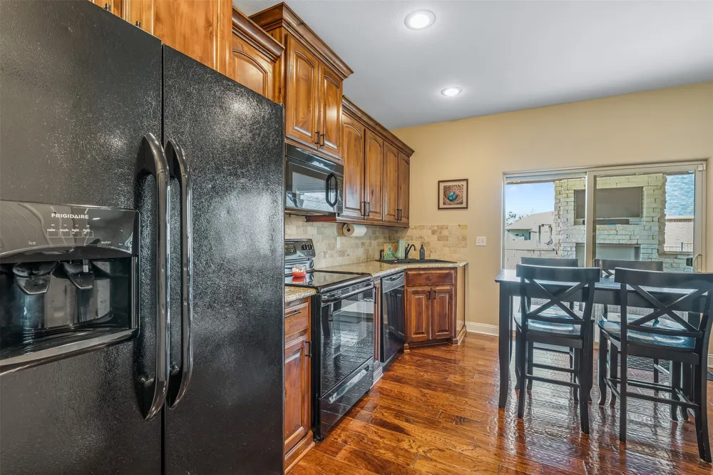 404 Corrigan Trails Boulevard Lindale, TX 75771