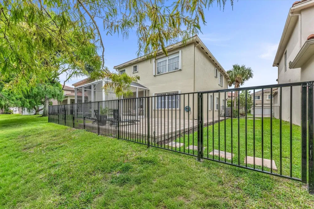 1070 Grove Park Circle Boynton Beach, FL 33436