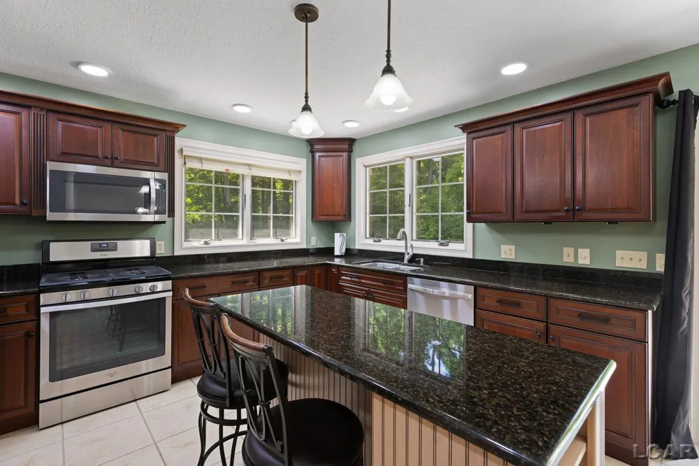 2850 Lee Marie Drive Adrian Township, MI 49221