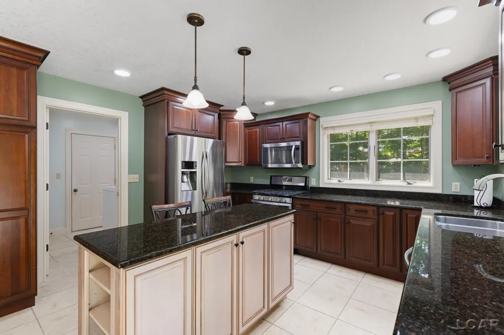 2850 Lee Marie Drive Adrian Township, MI 49221