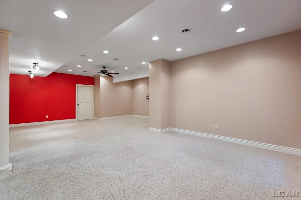 2850 Lee Marie Drive Adrian Township, MI 49221