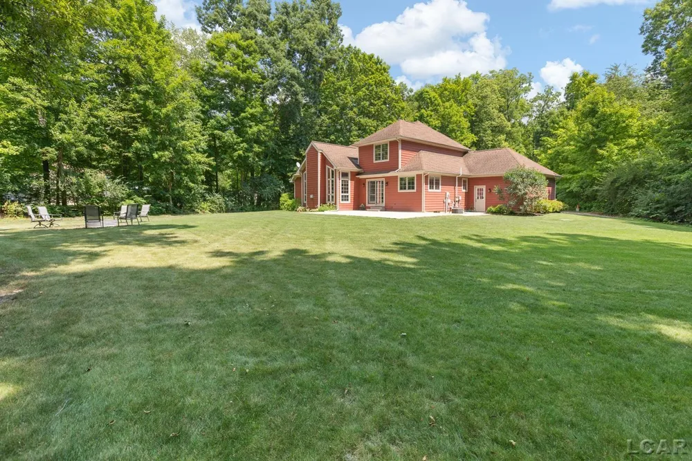2850 Lee Marie Drive Adrian Township, MI 49221