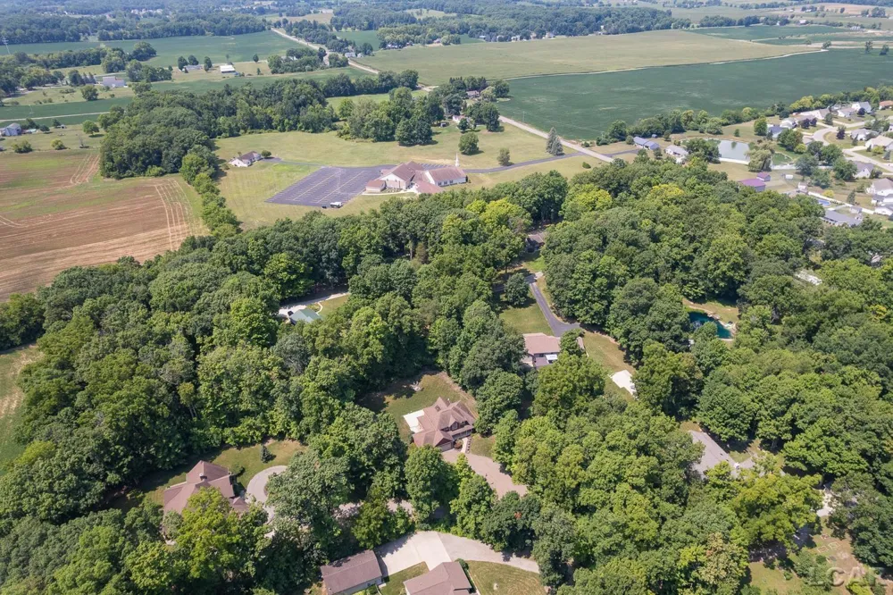 2850 Lee Marie Drive Adrian Township, MI 49221