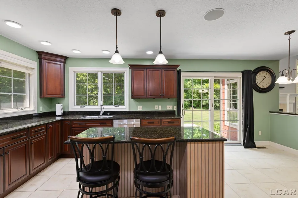 2850 Lee Marie Drive Adrian Township, MI 49221