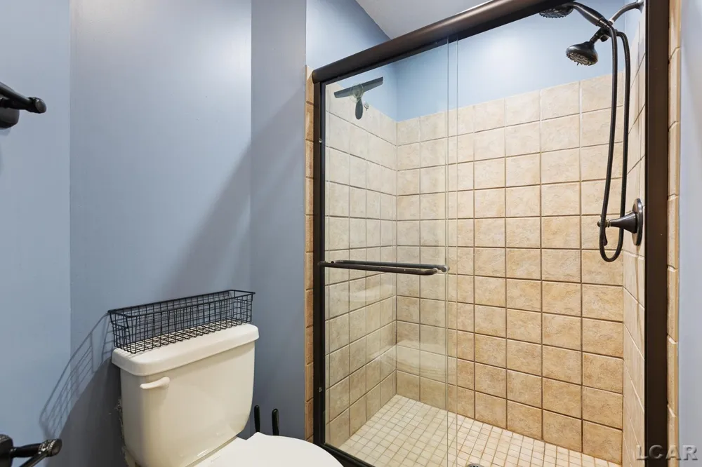 2850 Lee Marie Drive Adrian Township, MI 49221