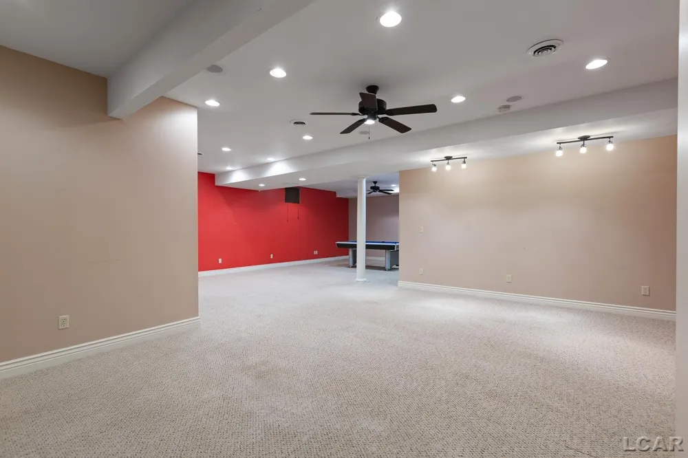 2850 Lee Marie Drive Adrian Township, MI 49221