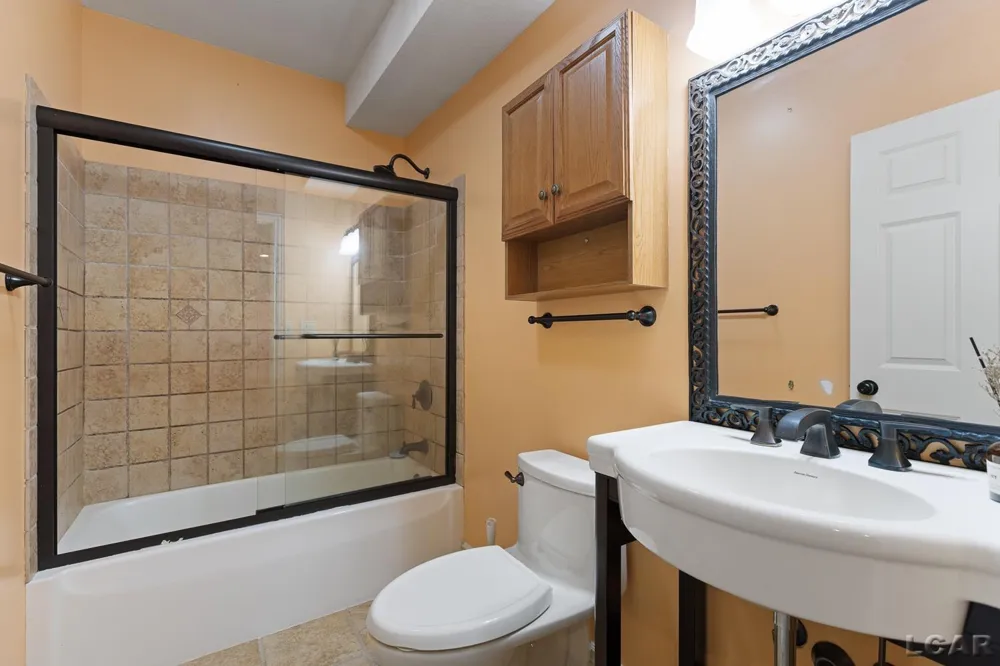 2850 Lee Marie Drive Adrian Township, MI 49221
