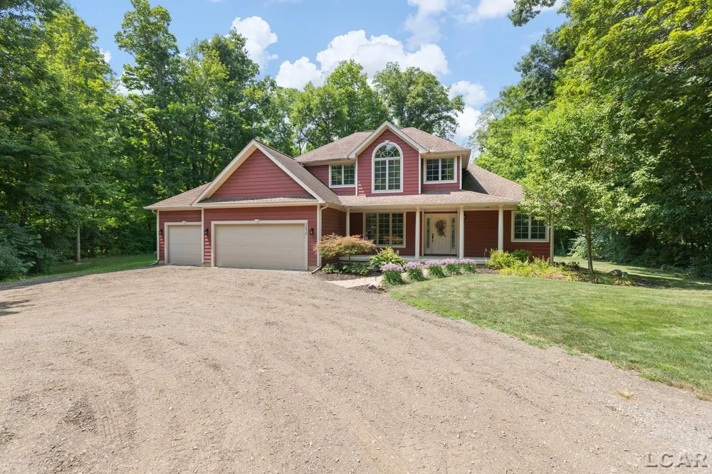 2850 Lee Marie Drive Adrian Township, MI 49221