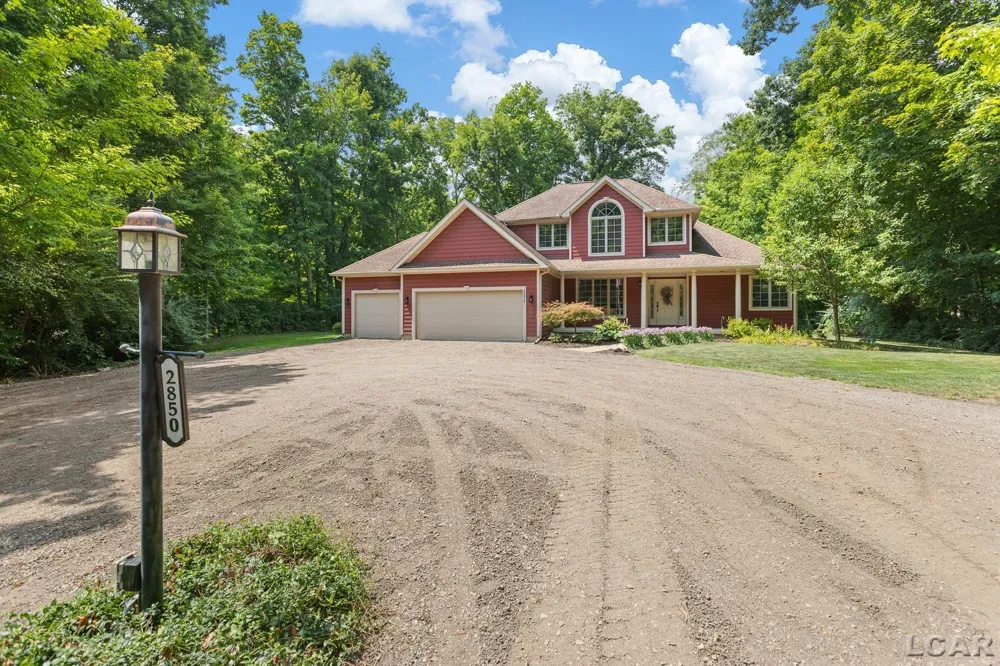 2850 Lee Marie Drive Adrian Township, MI 49221