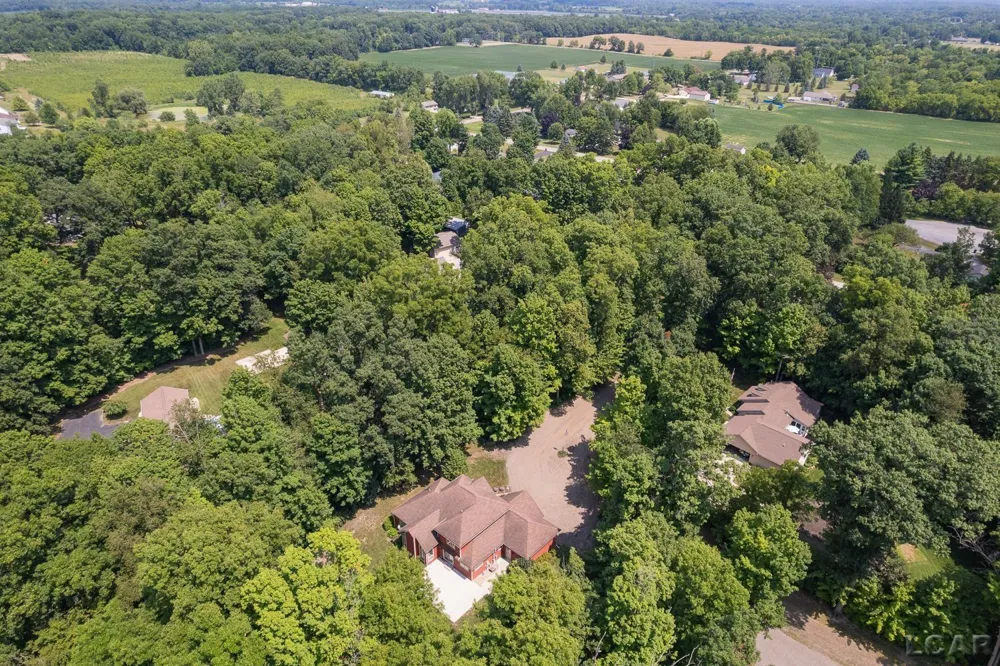 2850 Lee Marie Drive Adrian Township, MI 49221