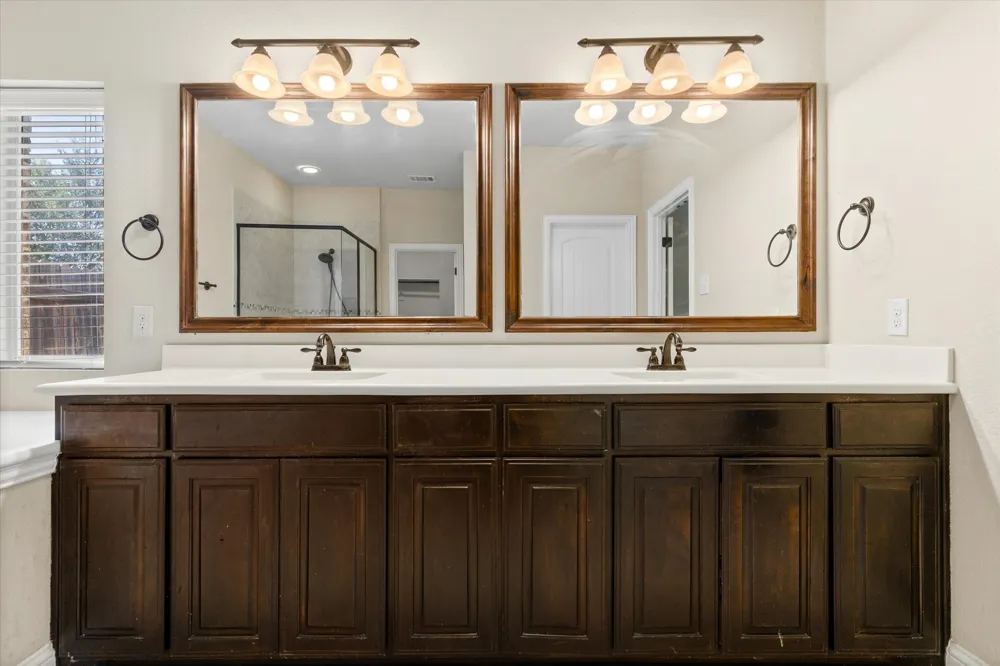 6041 Park View Drive Midlothian, TX 76065