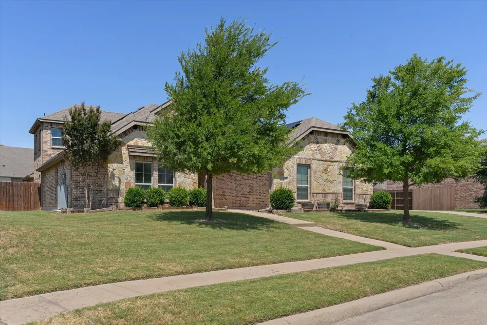 6041 Park View Drive Midlothian, TX 76065