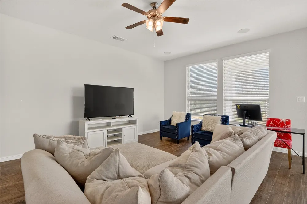 7815 Kettle Creek Drive Arlington, TX 76001