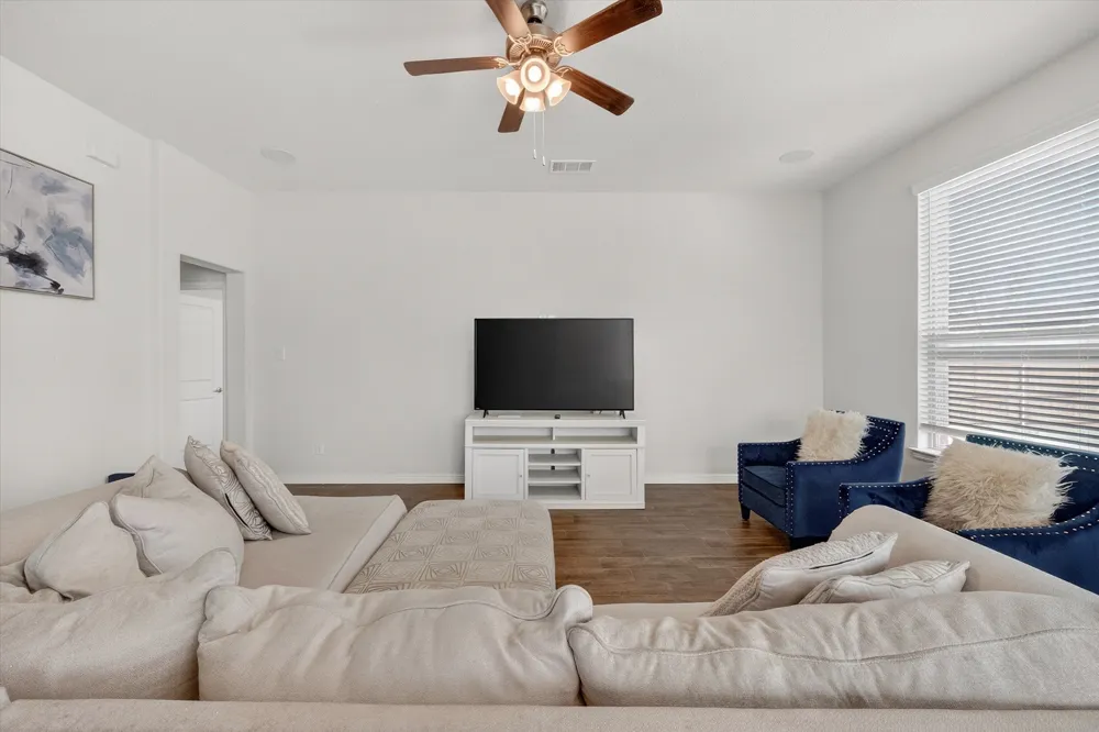 7815 Kettle Creek Drive Arlington, TX 76001