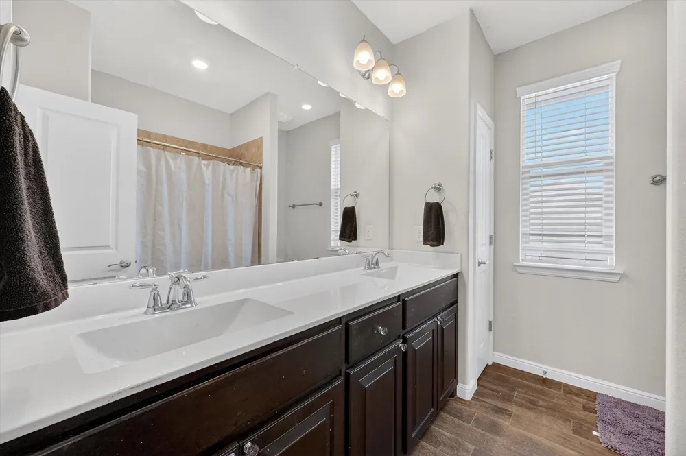 7815 Kettle Creek Drive Arlington, TX 76001