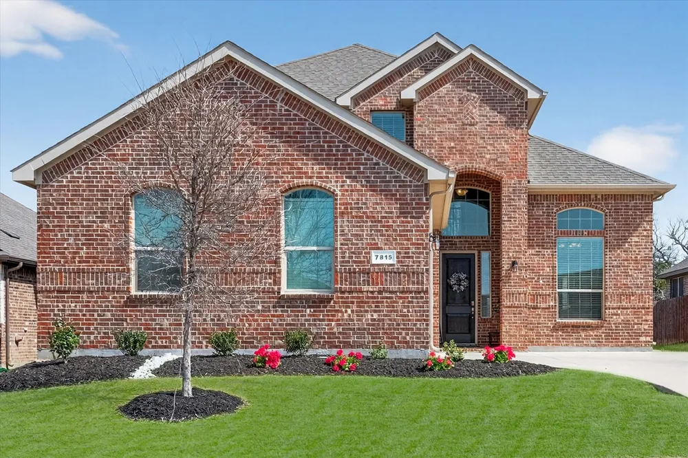 7815 Kettle Creek Drive Arlington, TX 76001