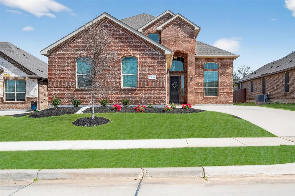 7815 Kettle Creek Drive Arlington, TX 76001
