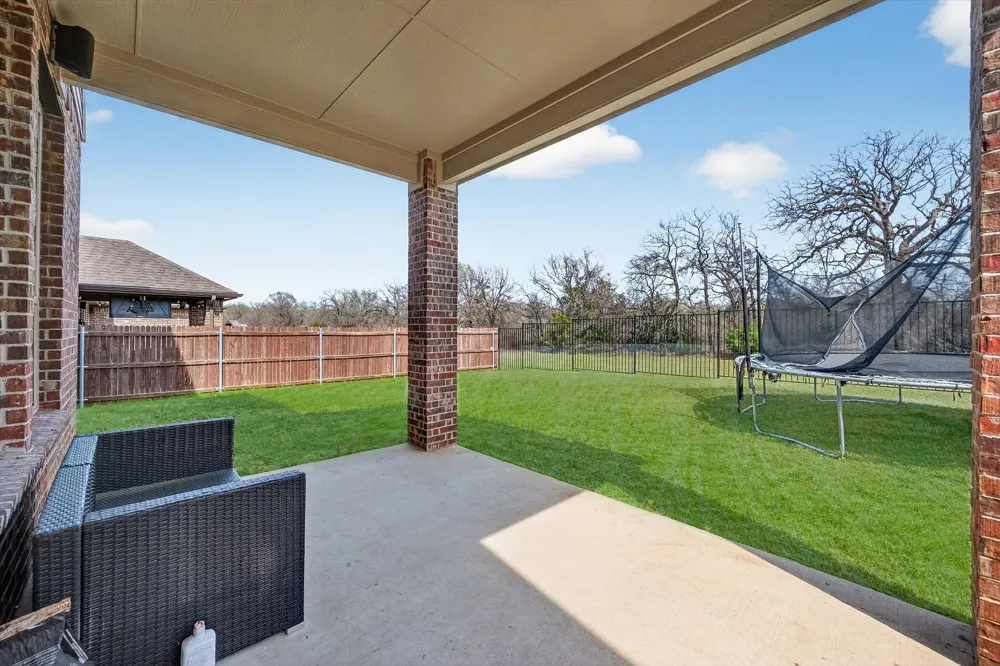 7815 Kettle Creek Drive Arlington, TX 76001