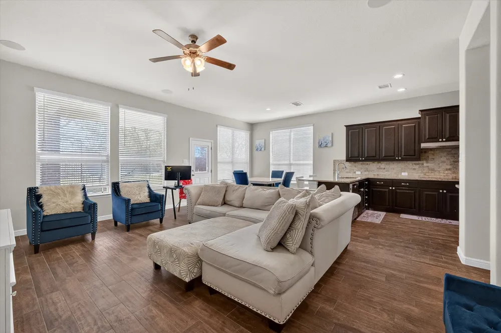 7815 Kettle Creek Drive Arlington, TX 76001