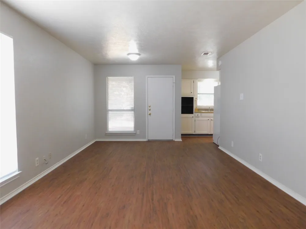 3305 Gardenview Circle Denton, TX 76207