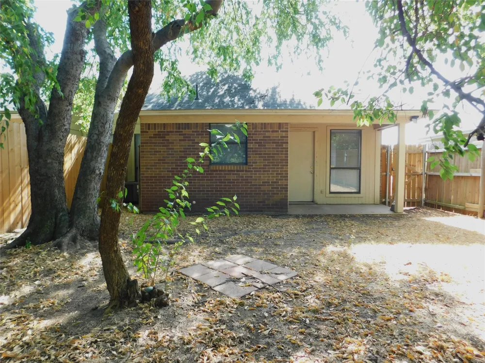 3305 Gardenview Circle Denton, TX 76207