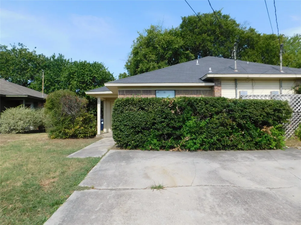 3305 Gardenview Circle Denton, TX 76207