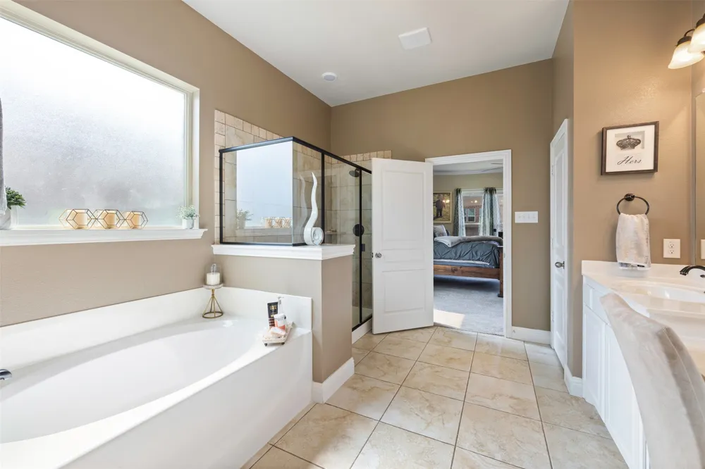1544 Signature Drive Weatherford, TX 76087