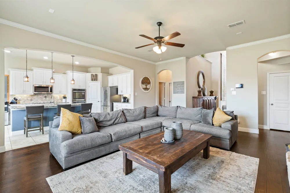 1544 Signature Drive Weatherford, TX 76087