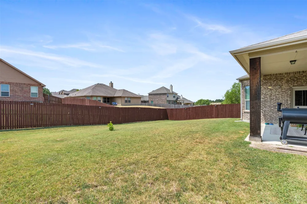 1544 Signature Drive Weatherford, TX 76087