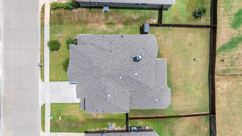 1544 Signature Drive Weatherford, TX 76087