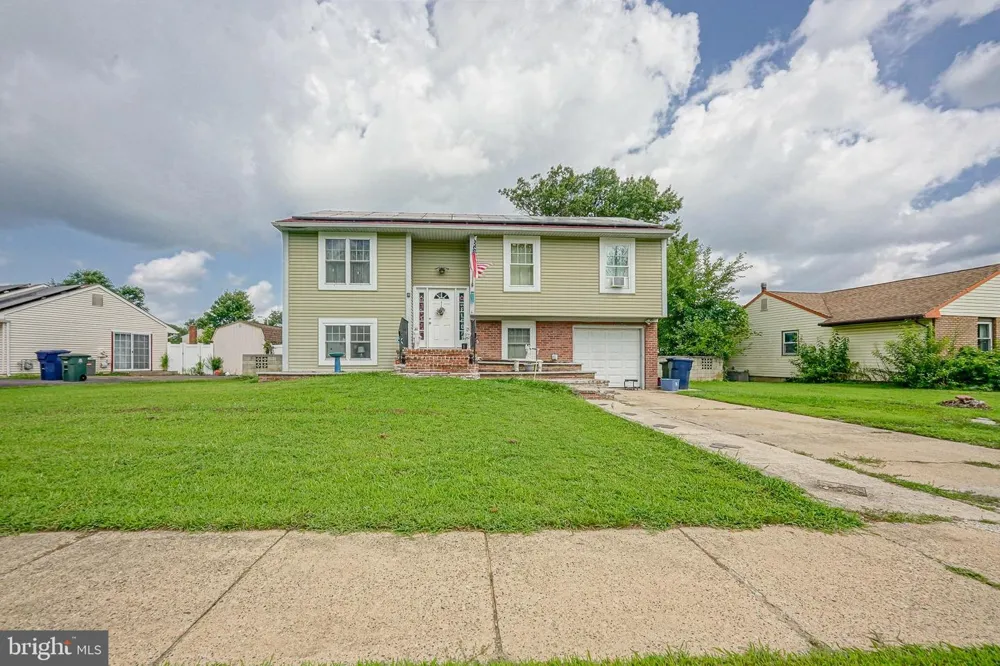 63 AVERY DRIVE Williamstown, NJ 08094