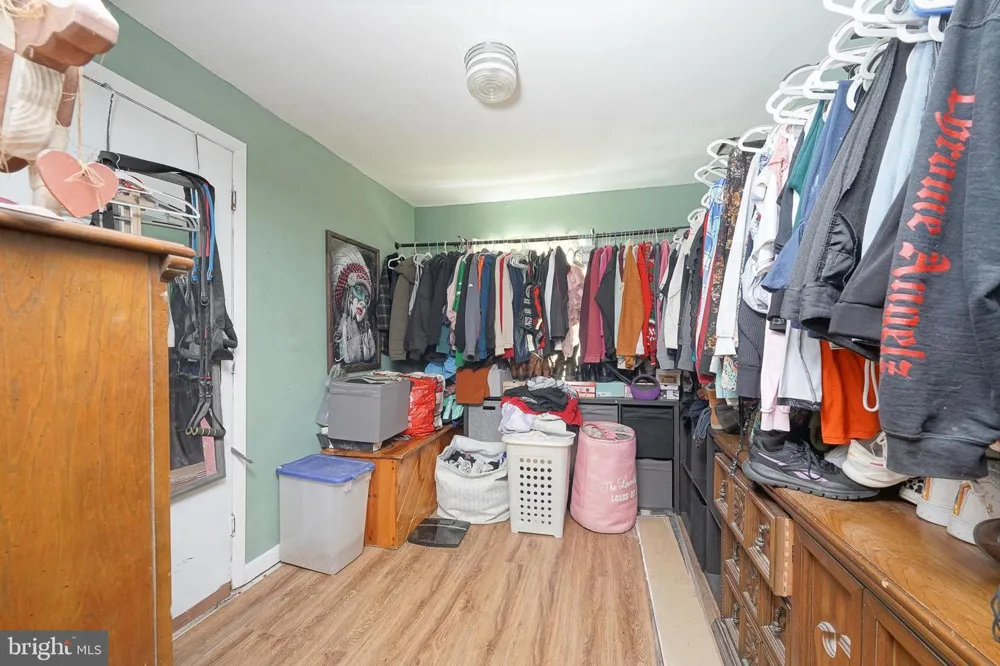 63 AVERY DRIVE Williamstown, NJ 08094