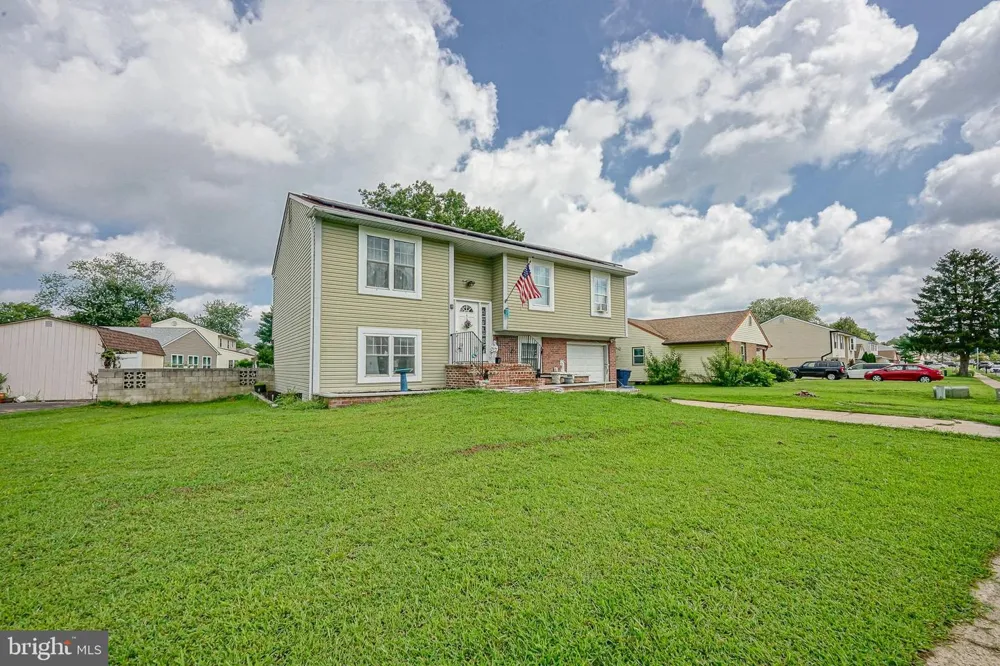 63 AVERY DRIVE Williamstown, NJ 08094