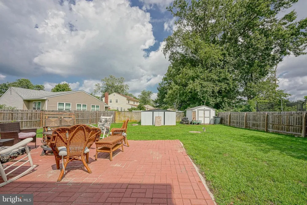 63 AVERY DRIVE Williamstown, NJ 08094