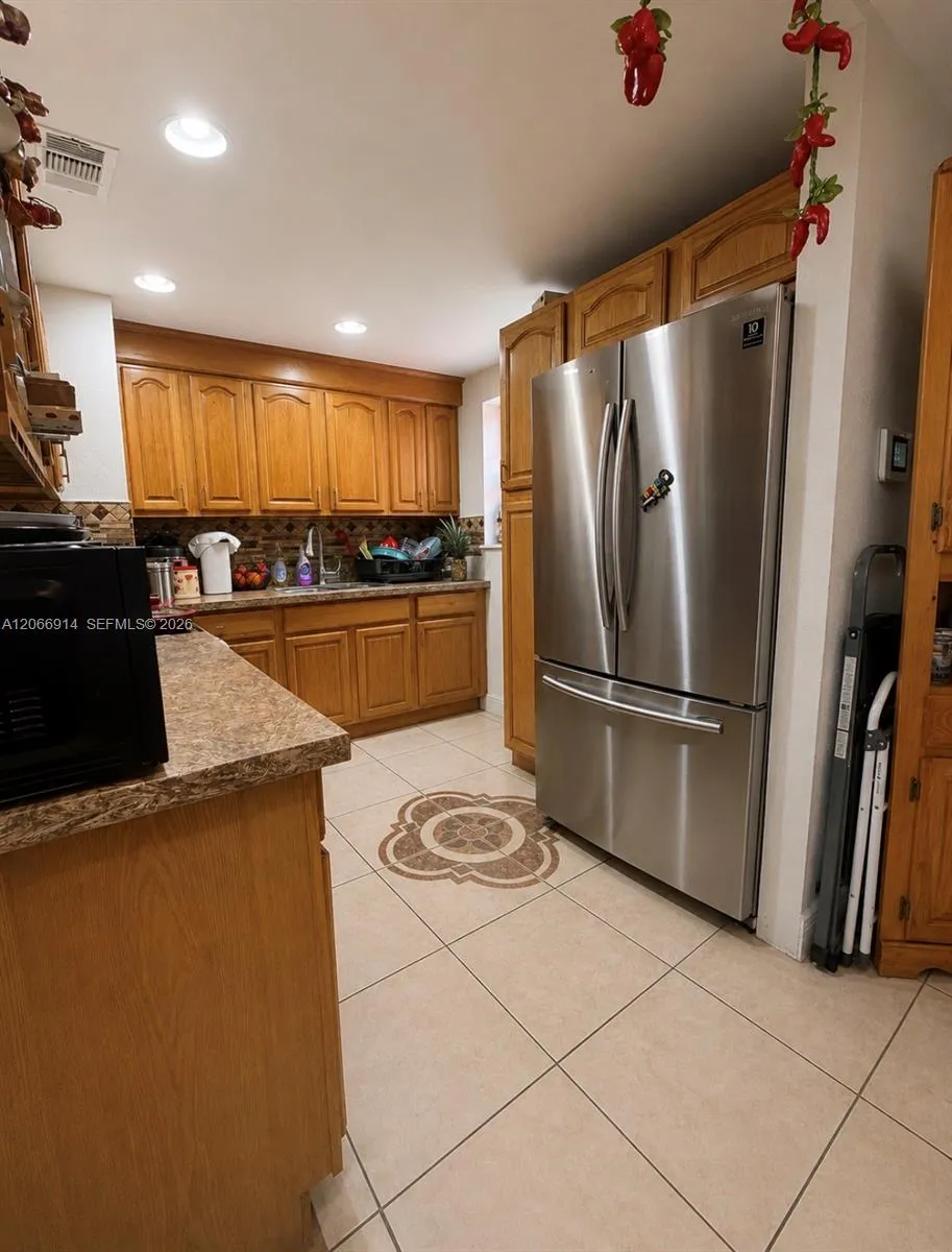 1650 NW 123rd St North Miami, FL 33167