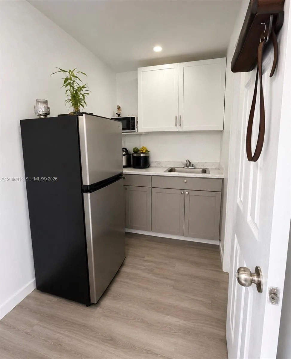 1650 NW 123rd St North Miami, FL 33167