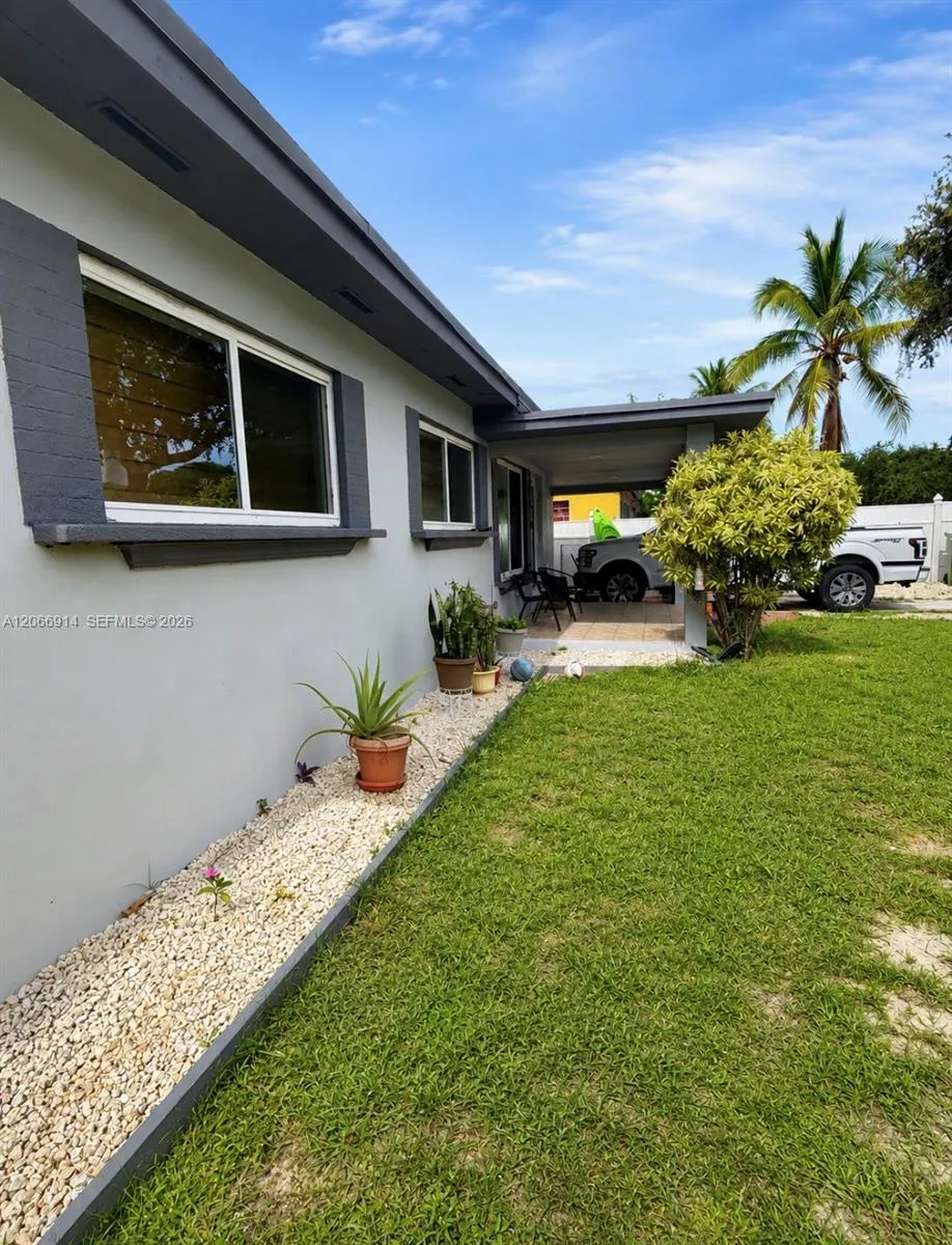 1650 NW 123rd St North Miami, FL 33167