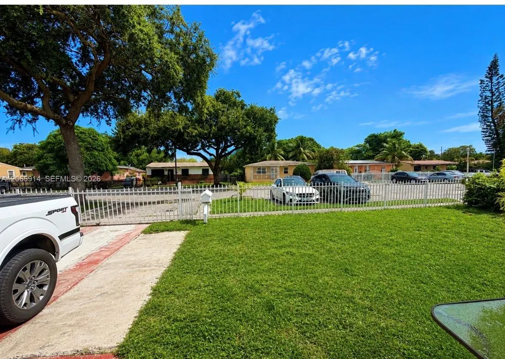 1650 NW 123rd St North Miami, FL 33167